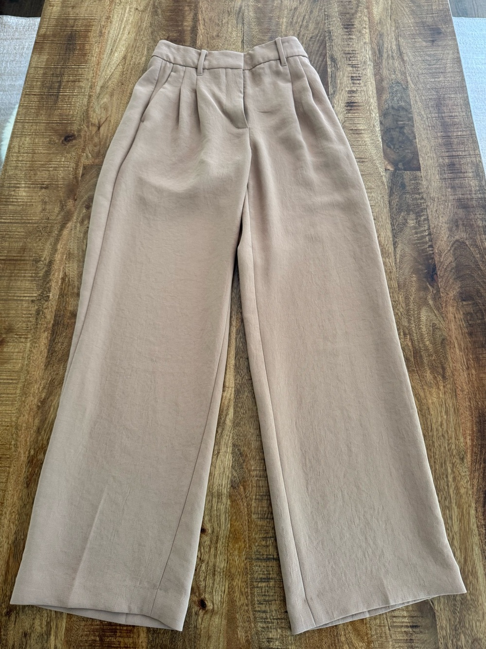 Aritzia
The Effortless Pant™ - Crepette